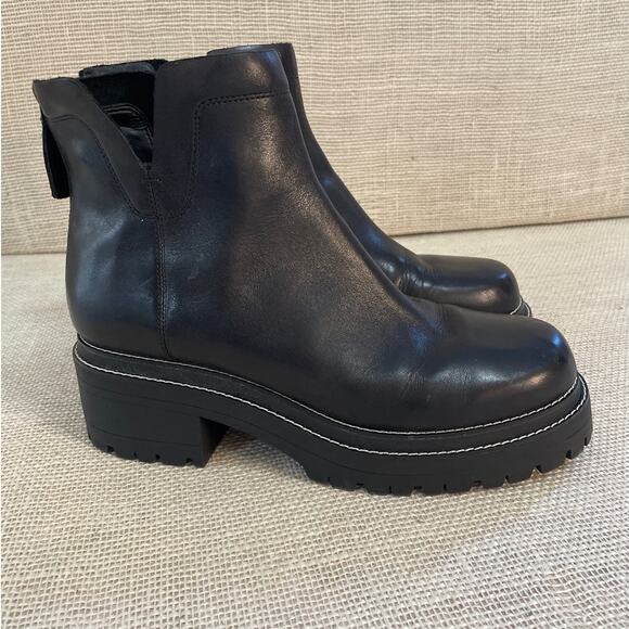 Gianni Bini New Cond, Black Leather Combat, Lug Sole Heel Boots, Zip, Size 10 M - Picture 2 of 7